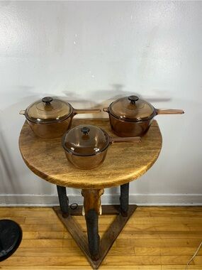 Vintage visions Amber glass cookware 3 piece  saucepan set with lids made in US